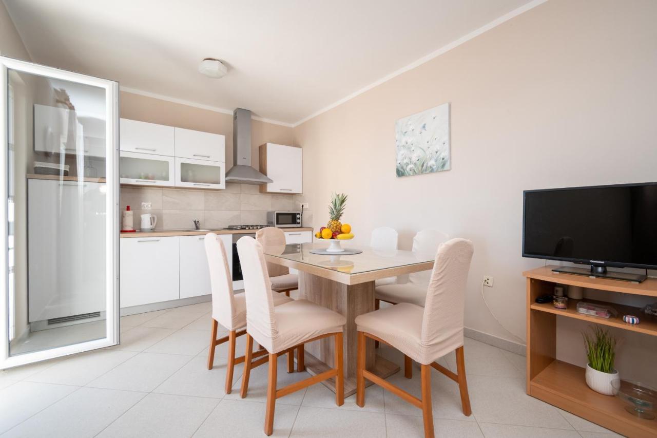 Apartments With A Parking Space Povljana, Pag - 6298 מראה חיצוני תמונה